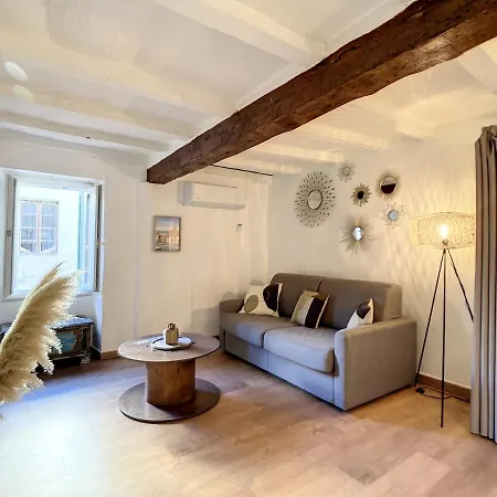 Charmant Studio En Pleine Ville Apartment *